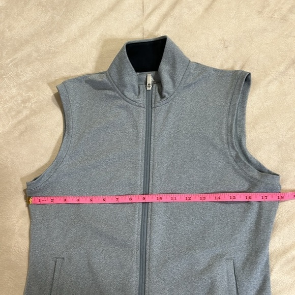 Adidas Womens Golf Vest Gray Sleeveless Zip Jacket Athleisure Sportswear Size S - Picture 5 of 8